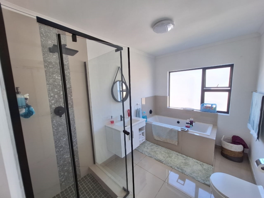 4 Bedroom Property for Sale in La Camargue Private Country Estate North West